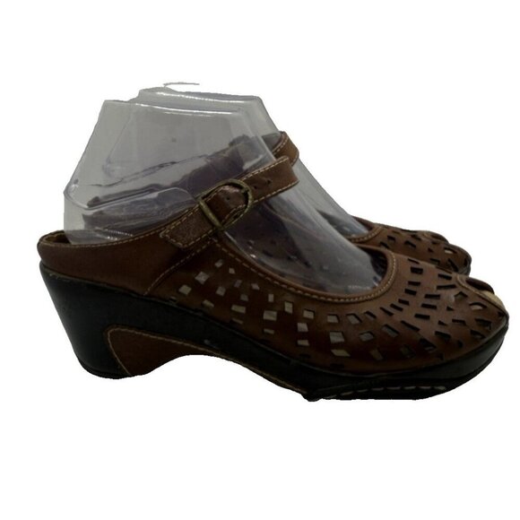 WhiteMt Mario Peep Toe Brown Faux Leather Mule Clogs Women's 8M Mary Jane Strap - Picture 1 of 8